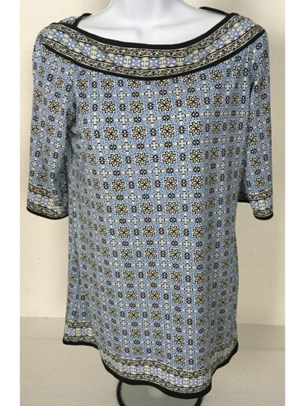 Max Studio Top Size M Blue Black White Floral Geometric Boat Neck 3/4 Sleeves